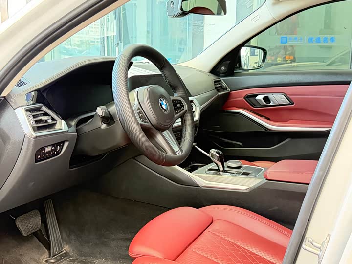 Фото 4 - BMW 3 Series