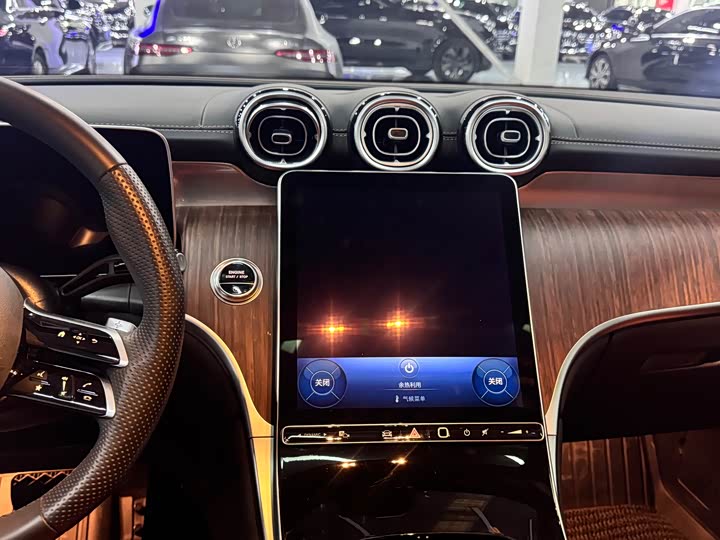 Фото 8 - Mercedes-Benz GLC-Class