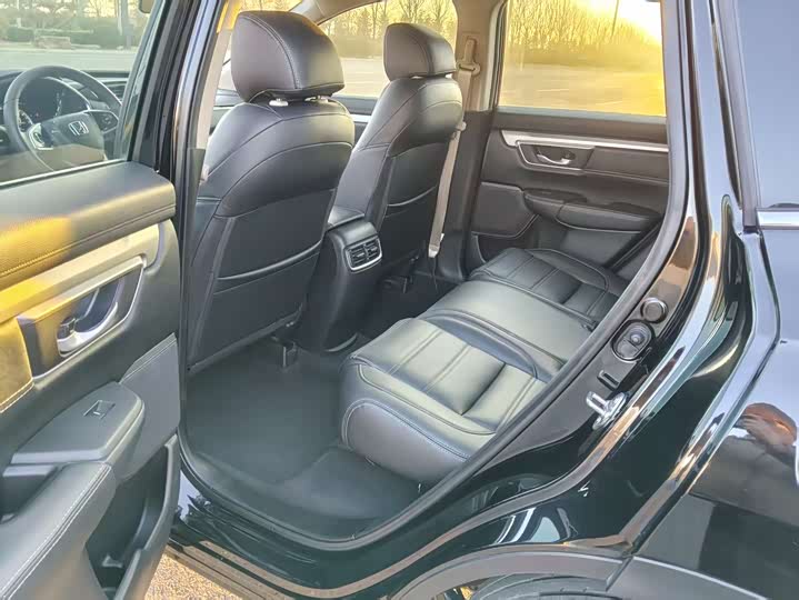 Фото 7 - Honda CR-V