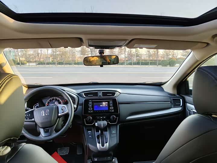 Фото 8 - Honda CR-V