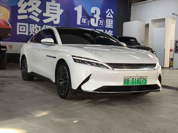 Фото 3 - BYD Han