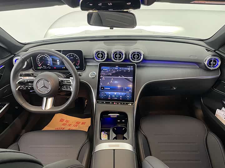 Фото 9 - Mercedes-Benz C-Class