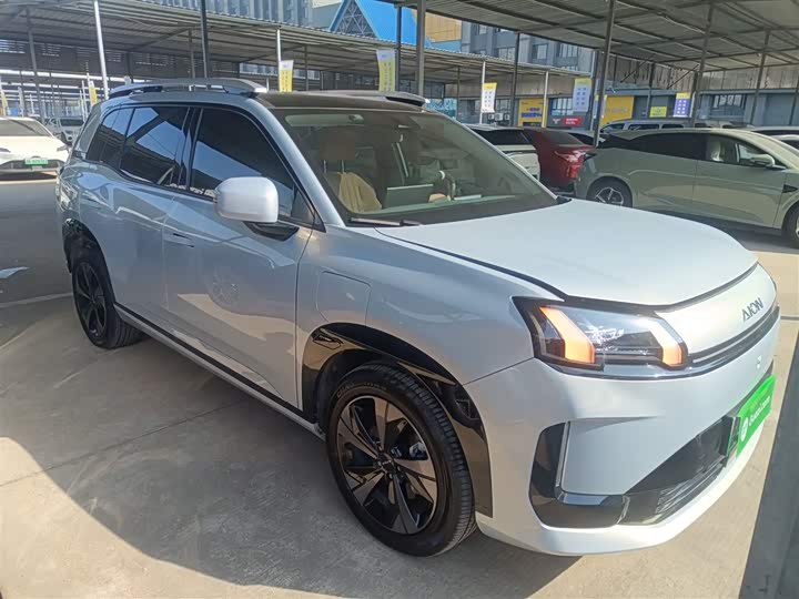 Фото 4 - GAC Aion V