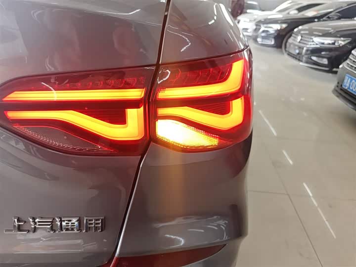 Фото 8 - Chevrolet Monza