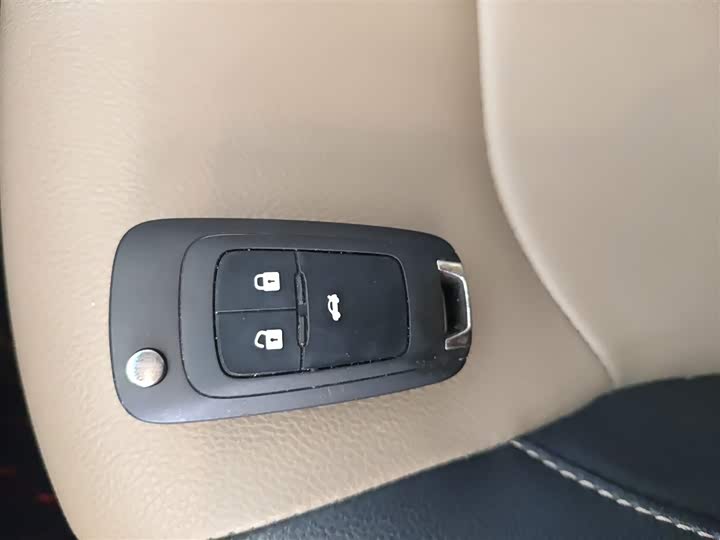 Фото 9 - Chevrolet Monza