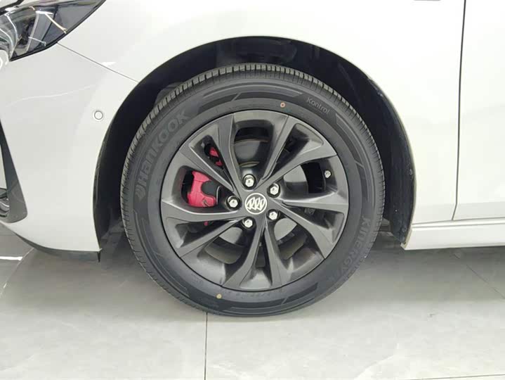 Фото 6 - Buick Verano