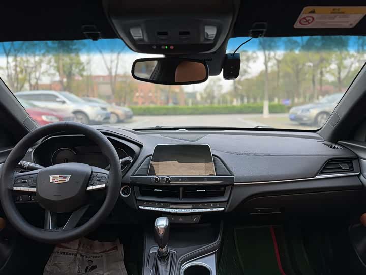 Фото 7 - Cadillac CT4