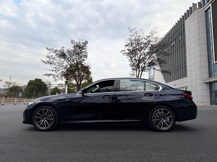 Фото 4 - BMW 3 Series