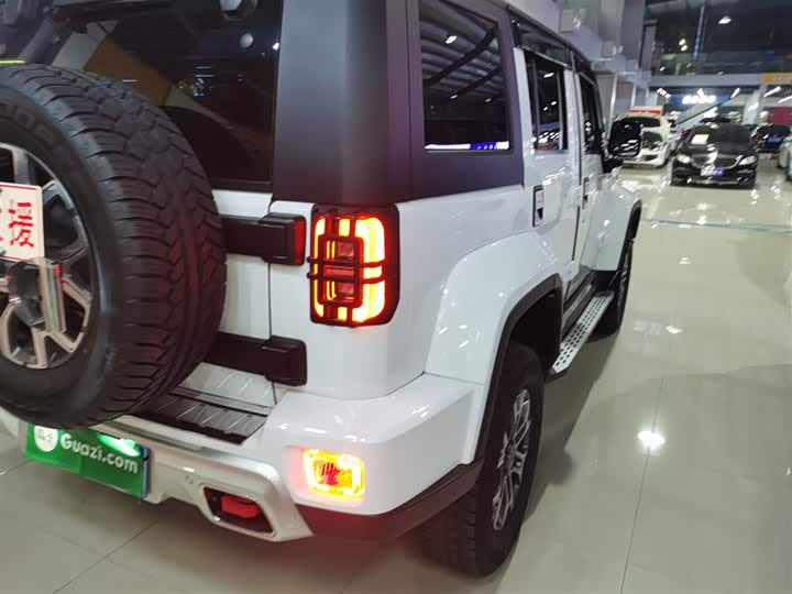 Фото 8 - BAIC Beijing BJ40