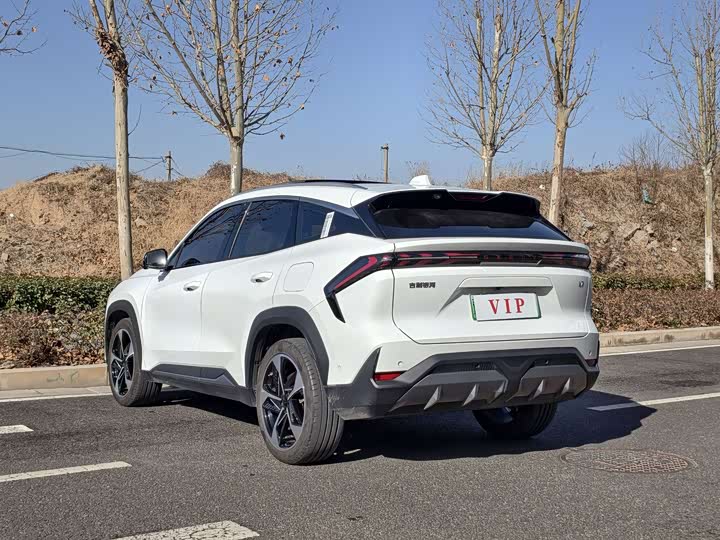 Фото 7 - Geely Galaxy L7