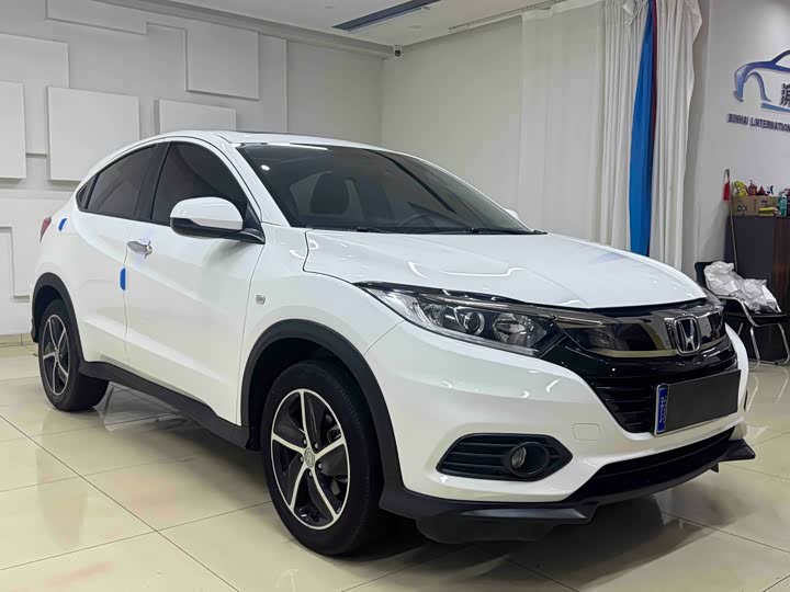 Фото 3 - Honda Vezel