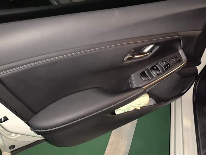 Фото 6 - Nissan Sylphy