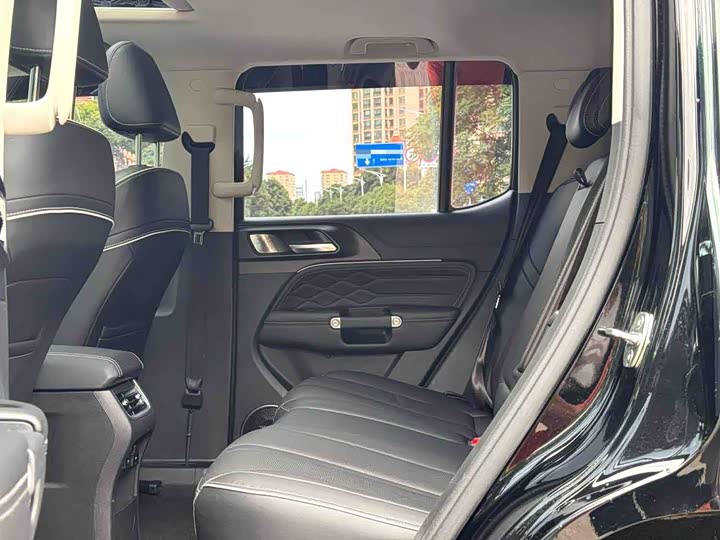 Фото 5 - Tank 300