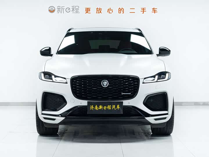 Фото 2 - Jaguar F-Pace