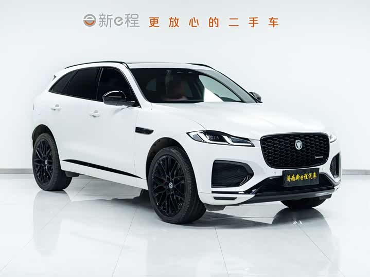 Фото 3 - Jaguar F-Pace