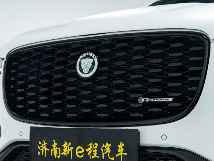 Фото 7 - Jaguar F-Pace