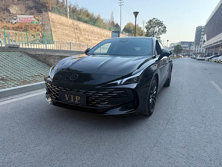 Фото 2 - MG Motor 7