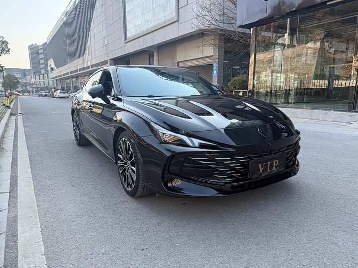 Фото 3 - MG Motor 7