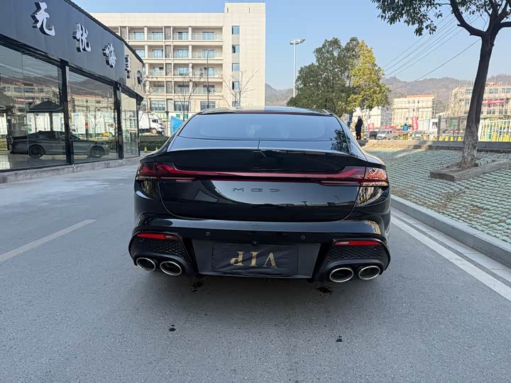 Фото 7 - MG Motor 7