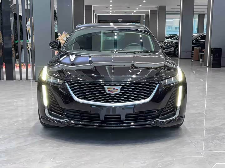 Фото 2 - Cadillac CT5