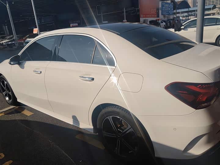 Фото 5 - Mercedes-Benz A-Class