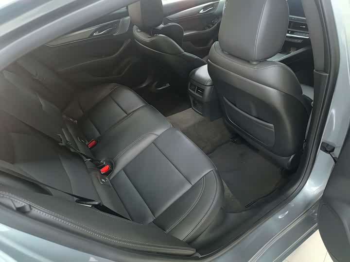 Фото 7 - Cadillac CT5