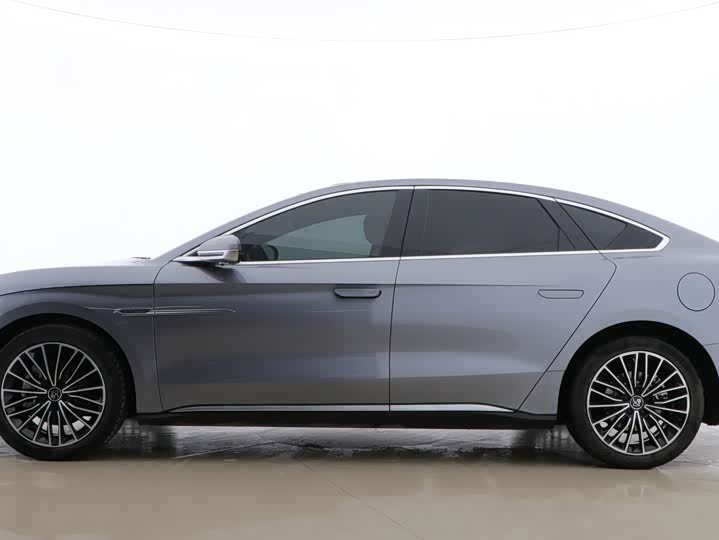 Фото 7 - BYD Han