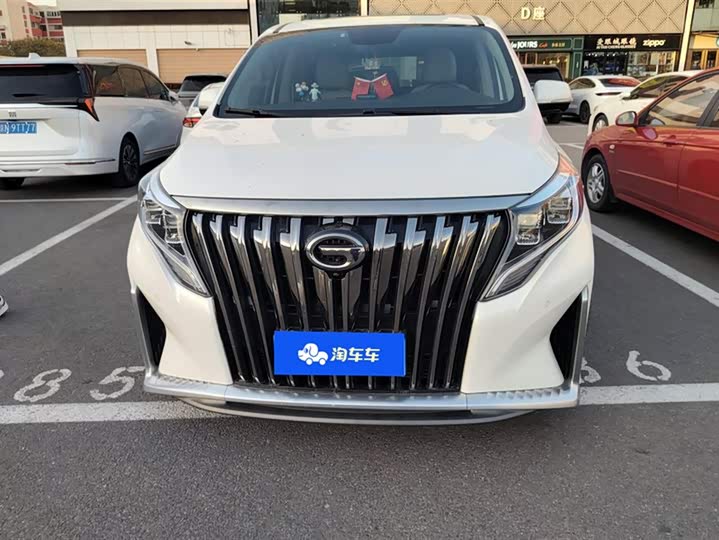 Фото 2 - GAC Trumpchi M8