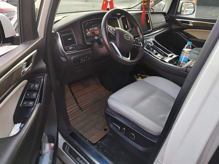 Фото 9 - GAC Trumpchi M8