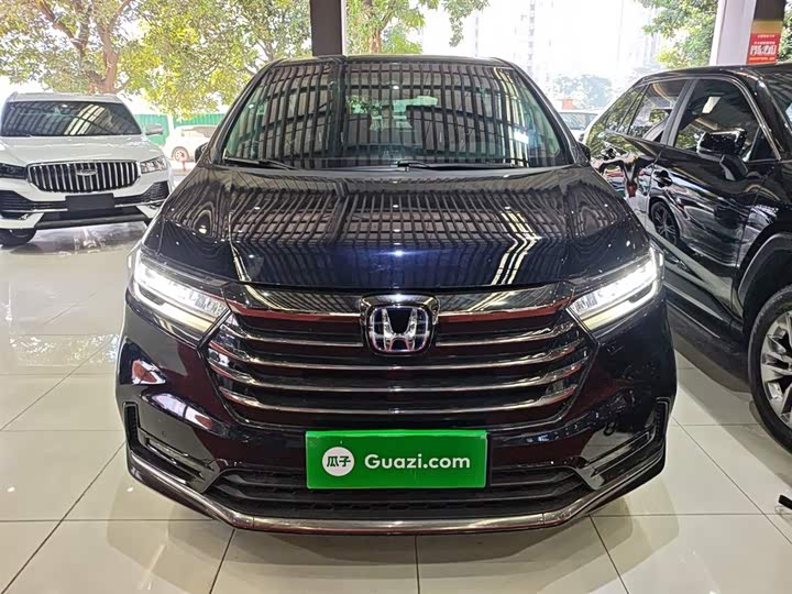 Фото 3 - Honda Odyssey