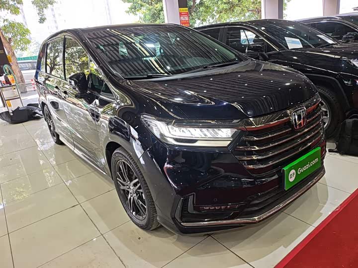 Фото 4 - Honda Odyssey