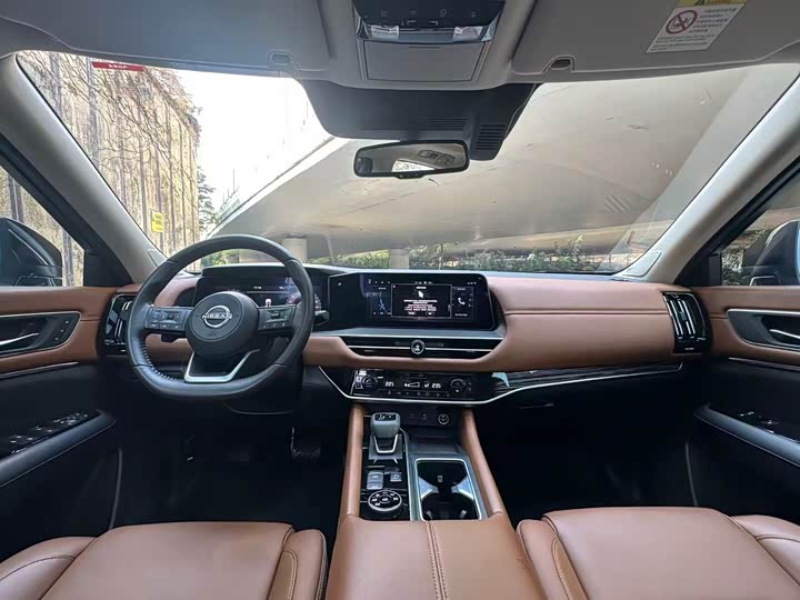 Фото 5 - Nissan Pathfinder