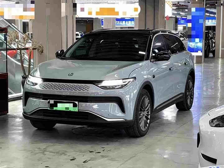 Фото 1 - Leapmotor C11