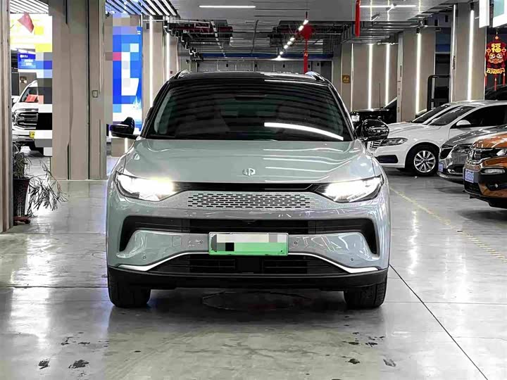 Фото 2 - Leapmotor C11