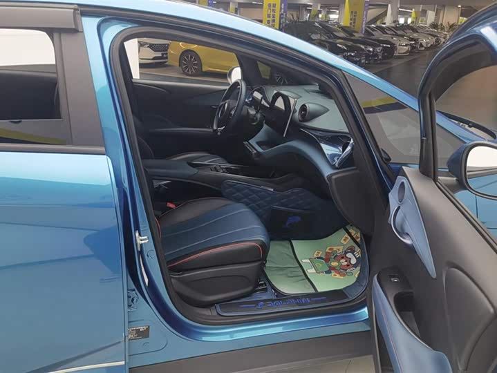 Фото 8 - BYD Dolphin