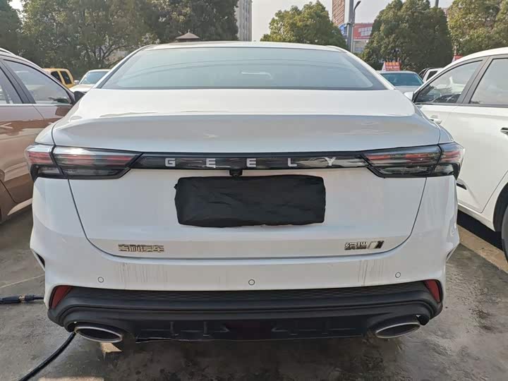 Фото 6 - Geely Binrui