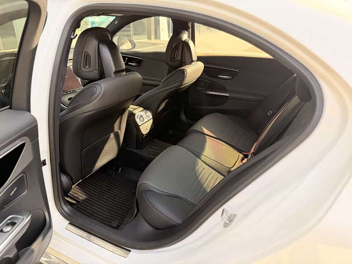 Фото 7 - Mercedes-Benz C-Class