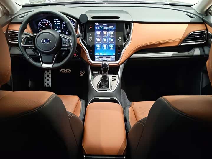 Фото 8 - Subaru Outback