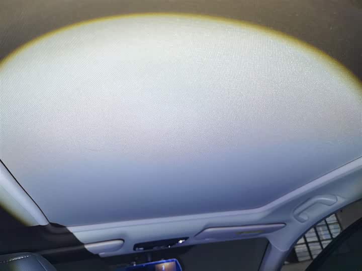 Фото 9 - Honda Vezel