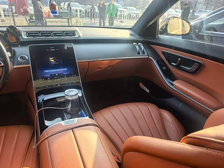 Фото 6 - Mercedes-Benz S-Class