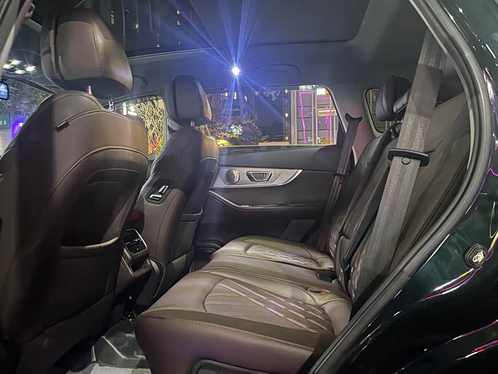 Фото 9 - Chery Tiggo 8 Pro