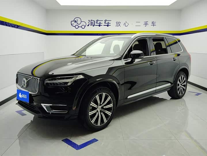 Фото 1 - Volvo XC90