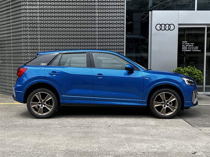 Фото 3 - Audi Q2L