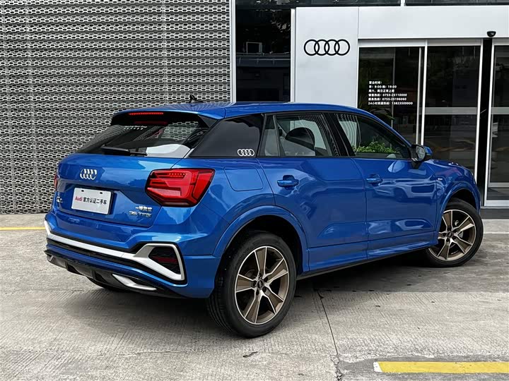 Фото 4 - Audi Q2L