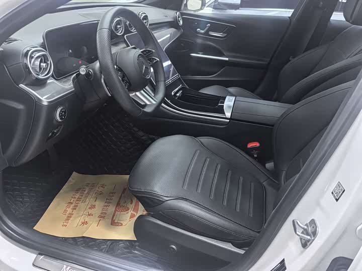 Фото 6 - Mercedes-Benz C-Class