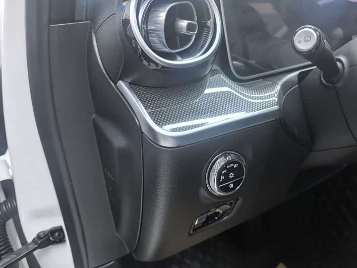 Фото 8 - Mercedes-Benz C-Class