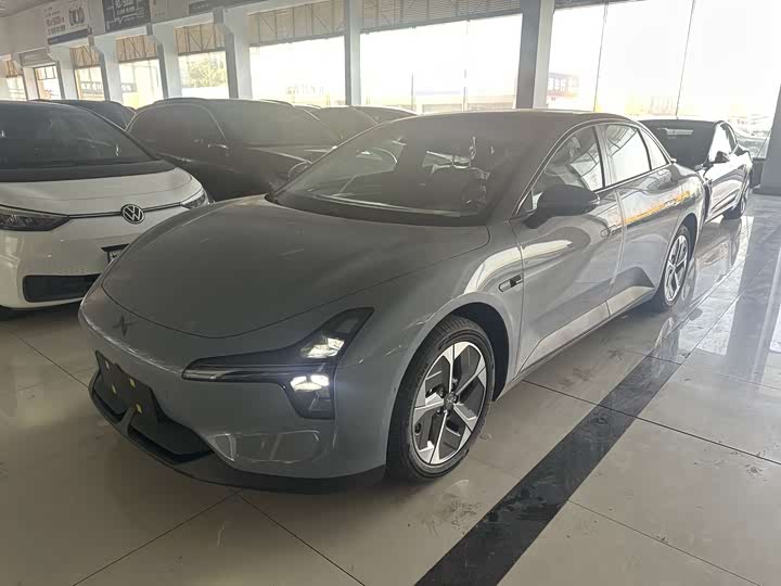 Фото 1 - XPeng Mona M03