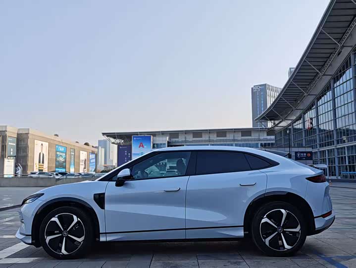 Фото 3 - BYD Song L