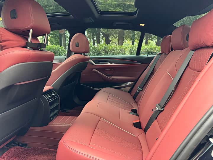 Фото 8 - BMW 5 Series