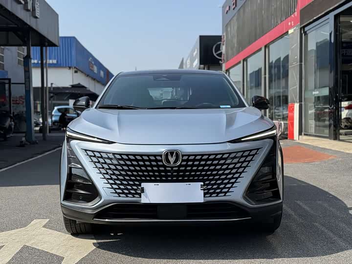 Фото 2 - Changan UNI-T